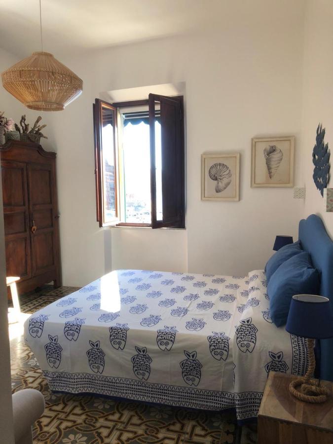 Le Stanze Sul Mare Hotel Портоферайо Екстериор снимка