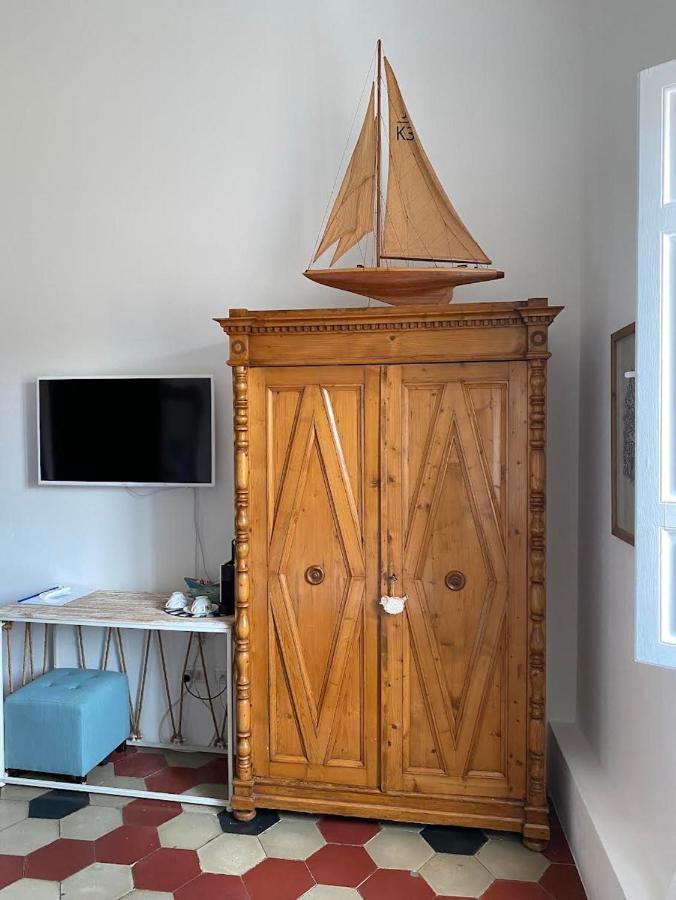 Le Stanze Sul Mare Hotel Портоферайо Екстериор снимка