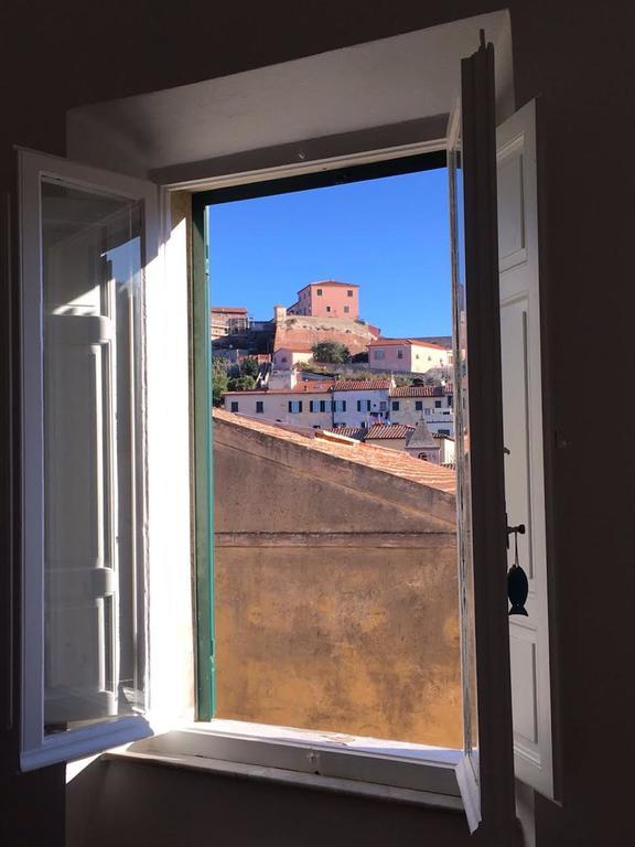 Le Stanze Sul Mare Hotel Портоферайо Екстериор снимка